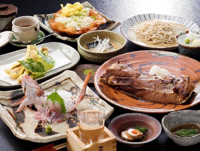 ホテルMoeginosansou 松本市 エクステリア 写真